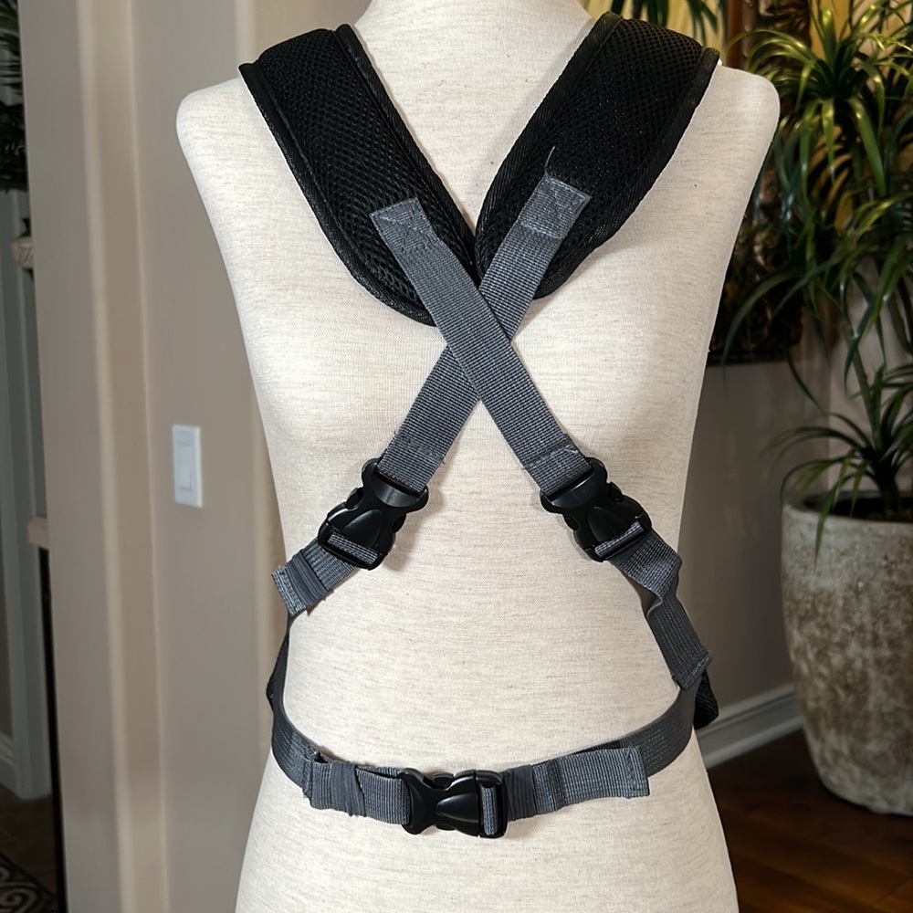 Deluxe Mesh Padded Dog Carrier Backpack- Up to 6 Pounds - Picture 12 of 16